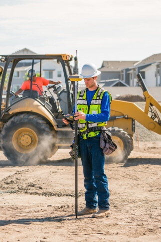 Topcon erweitert die HiPer-Familie um einen vielseitigen, integrierten Empfänger